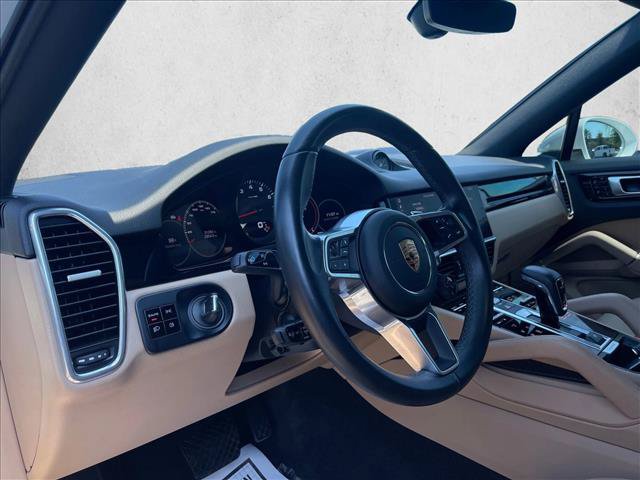 Used 2021 Porsche Cayenne Coupe AWD/4WD image 10