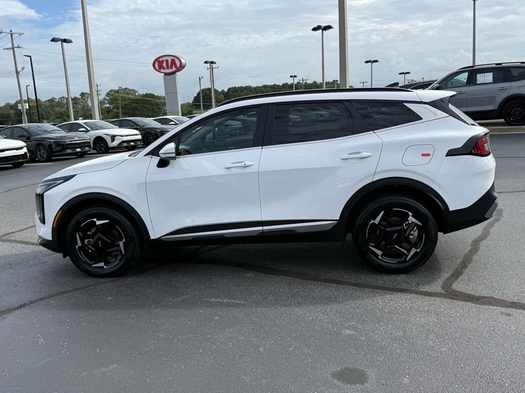 New 2026 Kia Sportage EX w/ EX Panorama Roof Package image 6