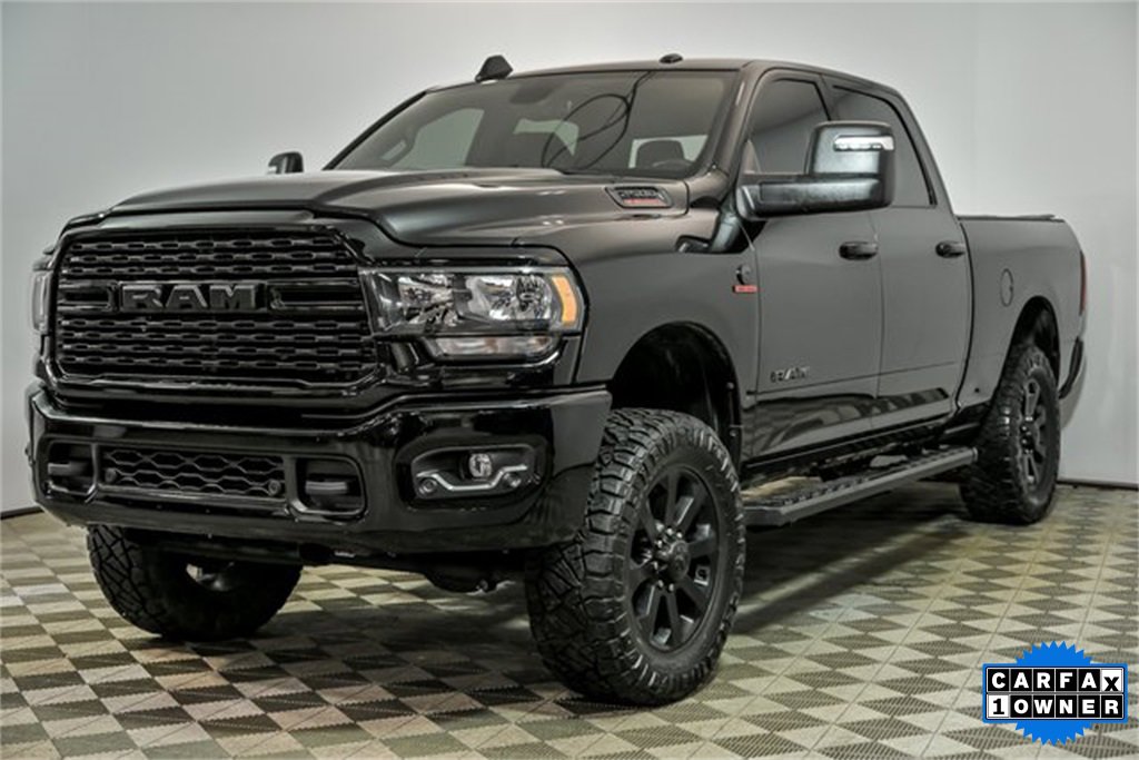 Used 2024 RAM 2500 Big Horn w/ Night Edition image 4