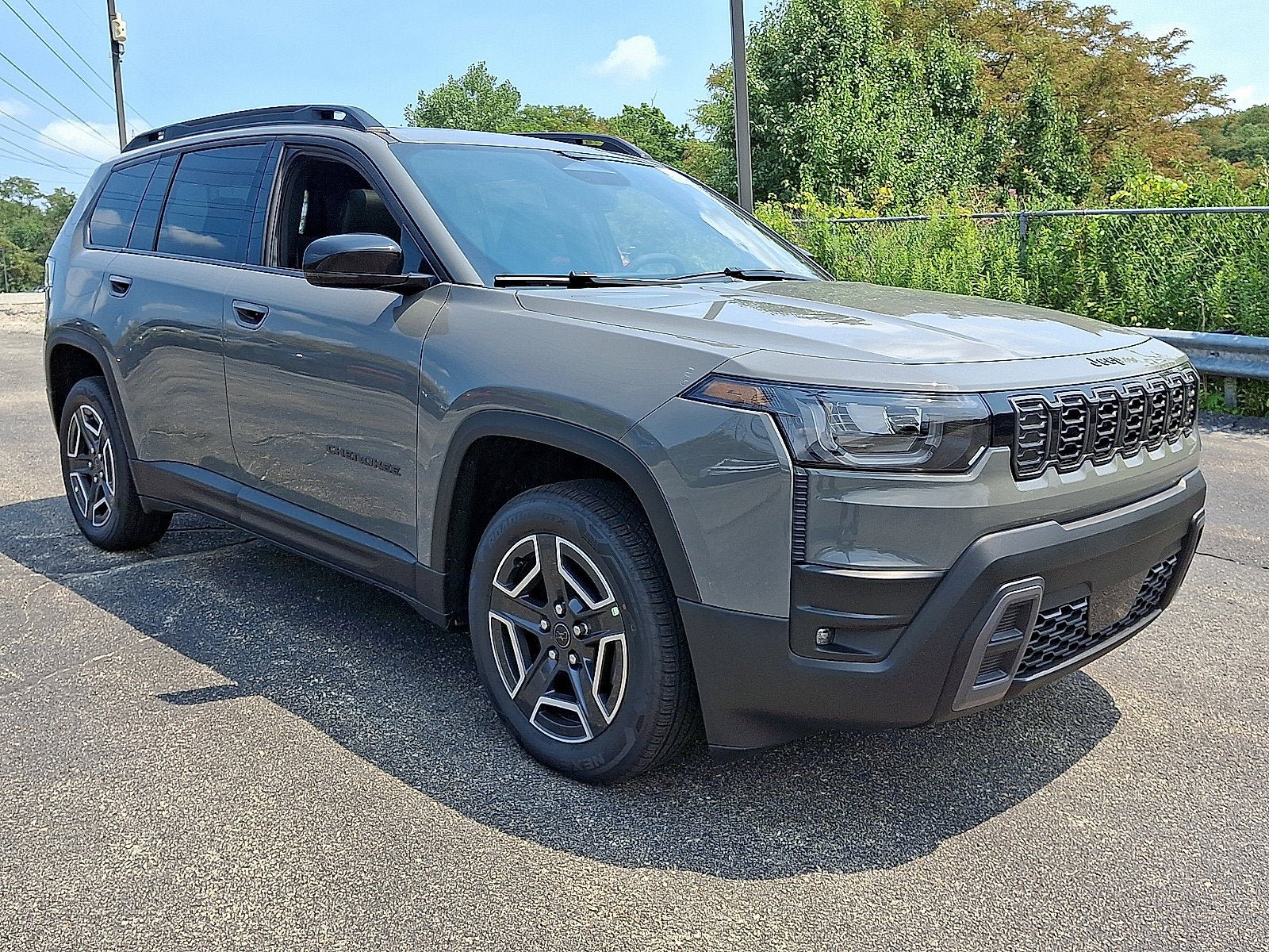 New 2026 Jeep Cherokee Limited AWD/4WD image 2