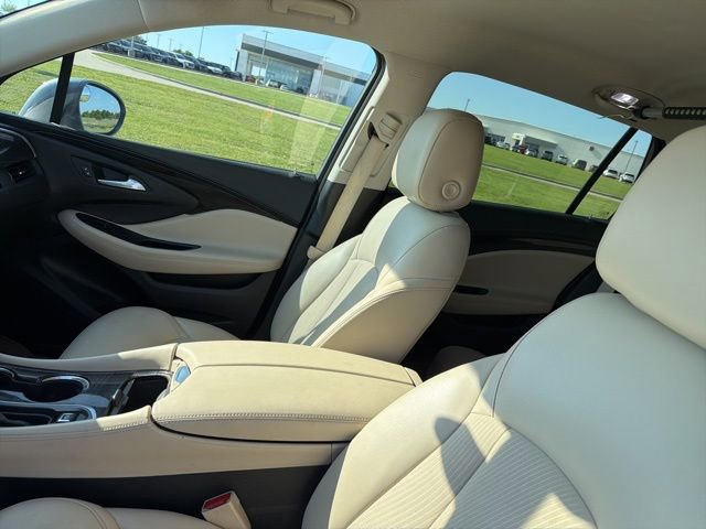 Used 2020 Buick Envision Preferred FWD image 12