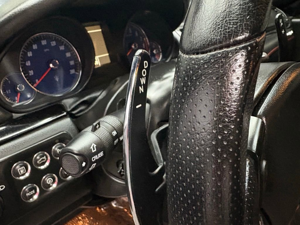 Used 2018 Maserati GranTurismo Sport RWD image 35