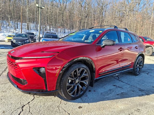 Used 2025 Toyota Crown Signia w/ Advanced Technology Package image 3