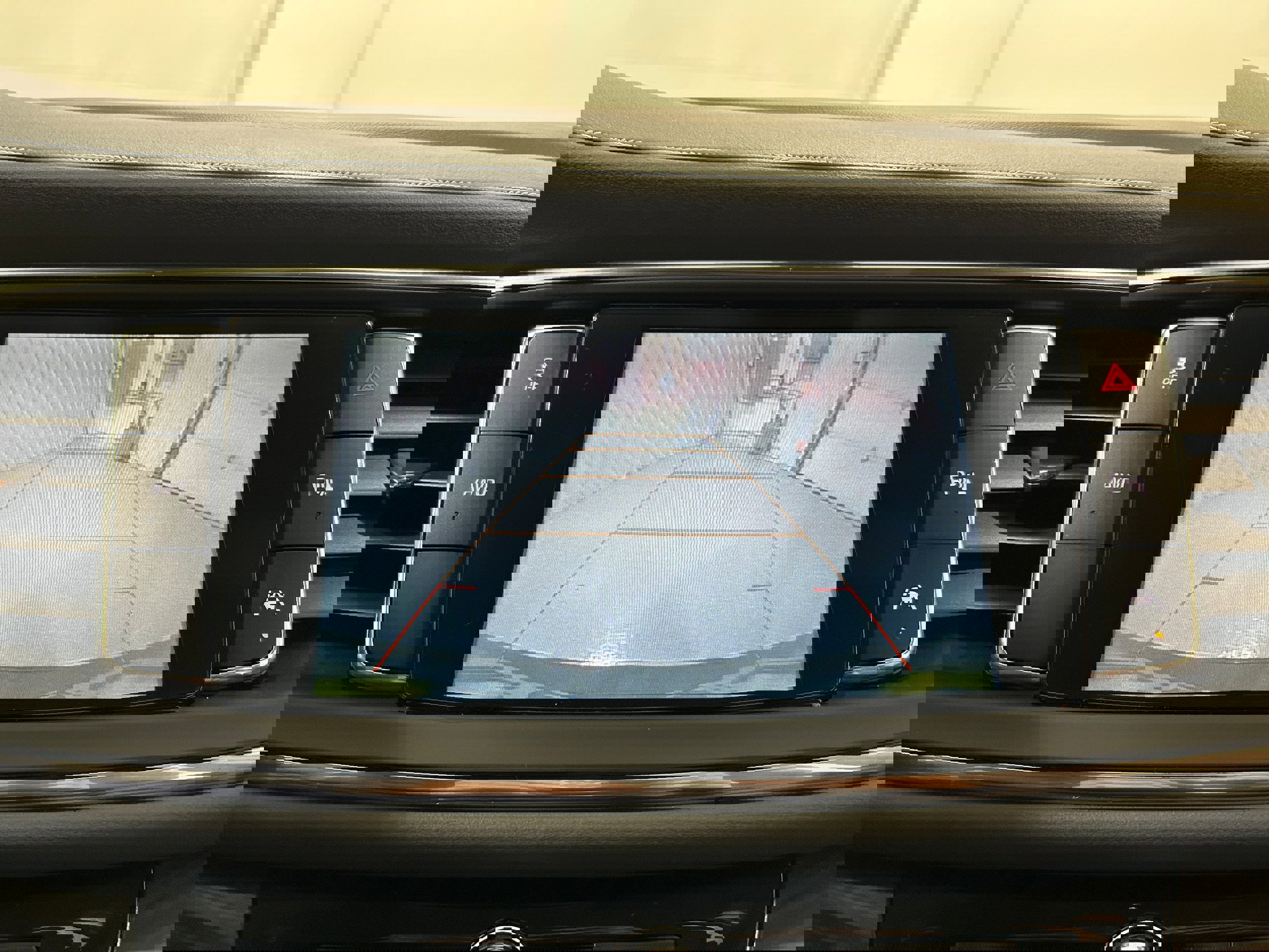 Used 2018 Buick Enclave Premium image 8