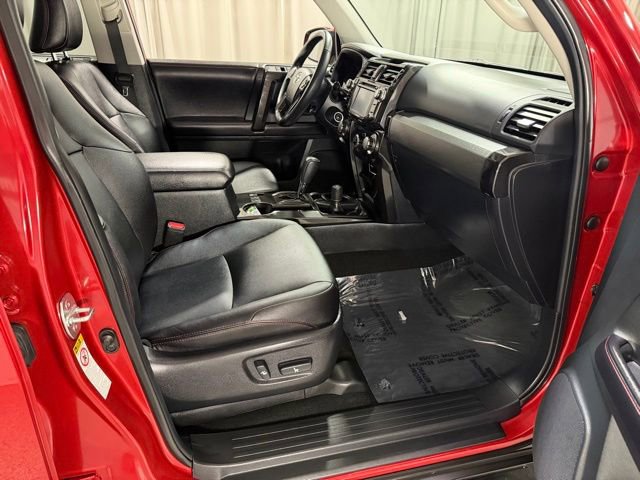 Used 2016 Toyota 4Runner Trail Premium AWD/4WD image 7