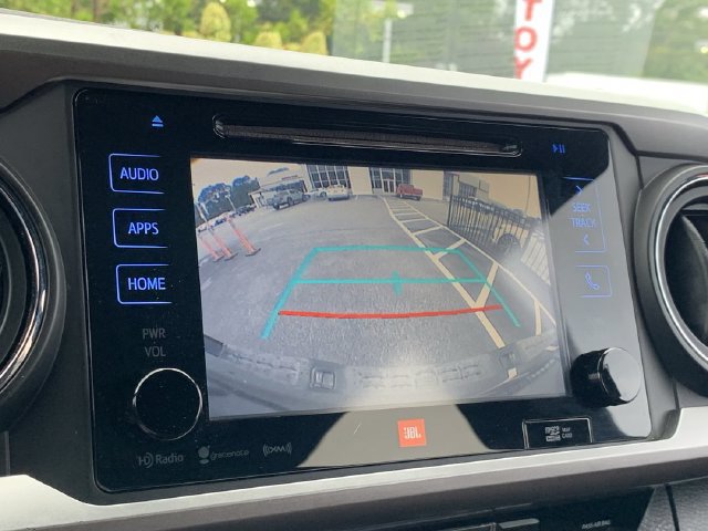 Used 2018 Toyota Tacoma Limited RWD image 22