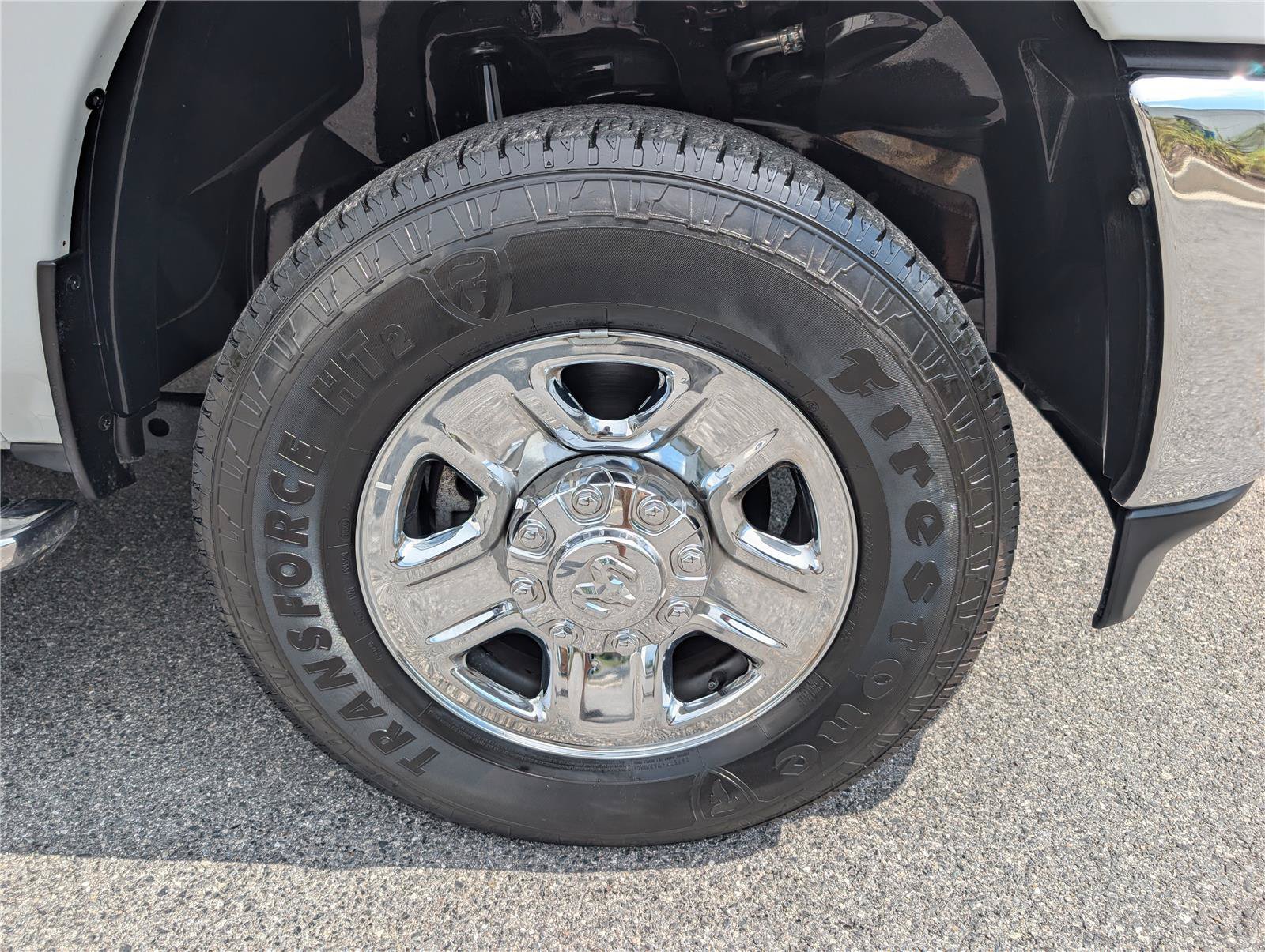 Used 2024 RAM 2500 Big Horn w/ Bed Utility Group AWD/4WD image 9