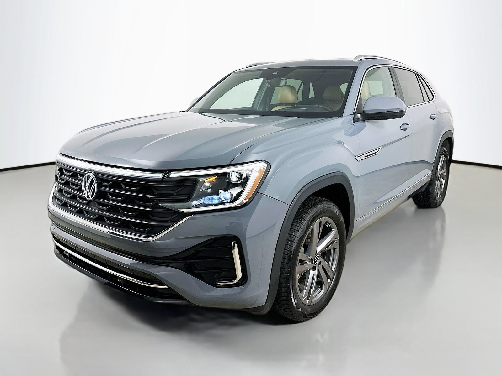 Used 2024 Volkswagen Atlas Cross Sport SEL R-Line