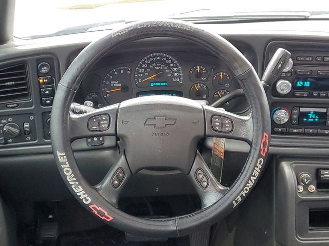 Used 2004 Chevrolet Avalanche Z71 w/ Sun And Sound Package image 33