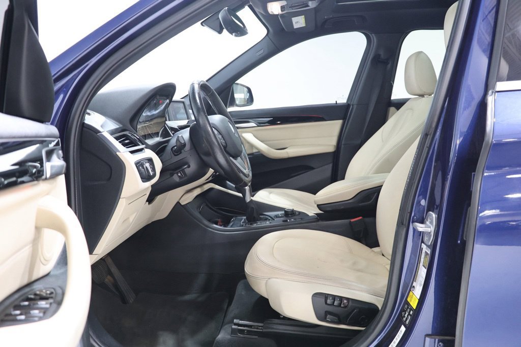 Used 2018 BMW X1 xDrive28i AWD/4WD image 16