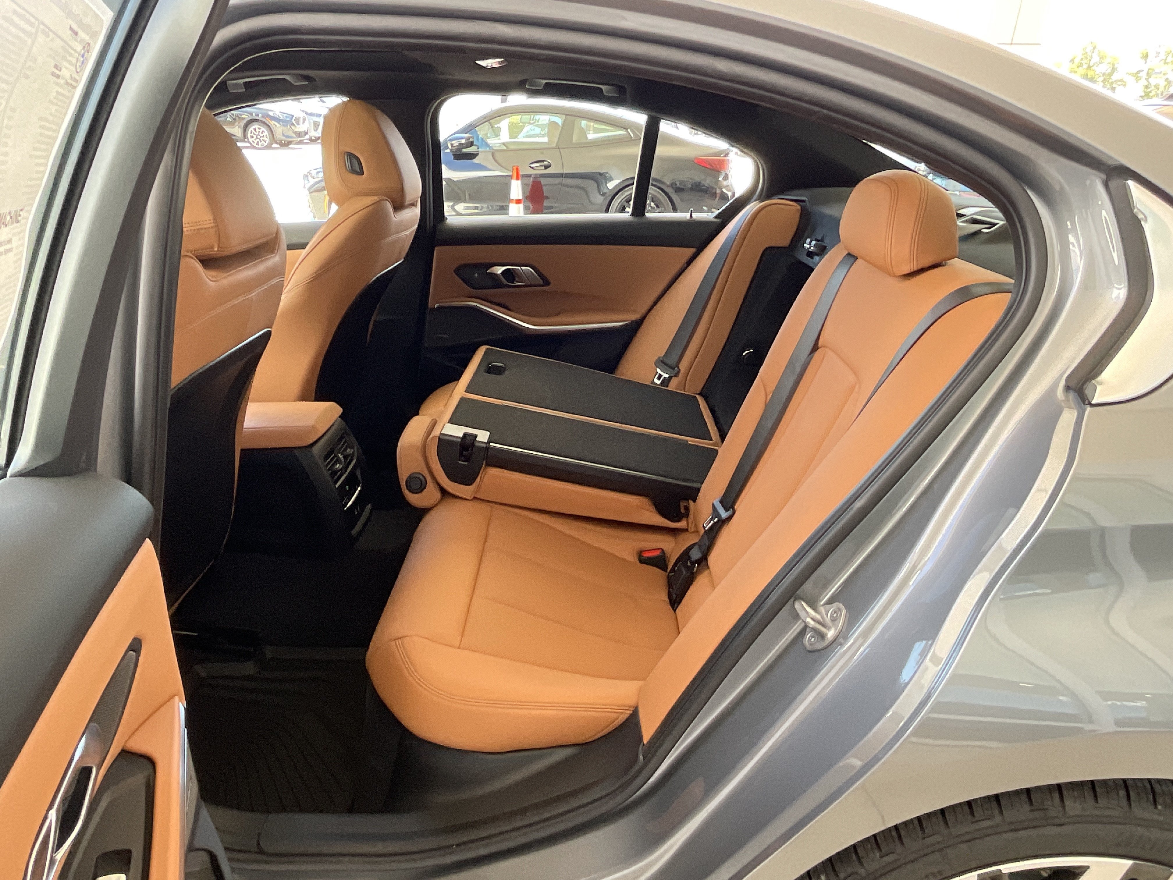 Used 2026 BMW 330i Sedan w/ Premium Package RWD image 28
