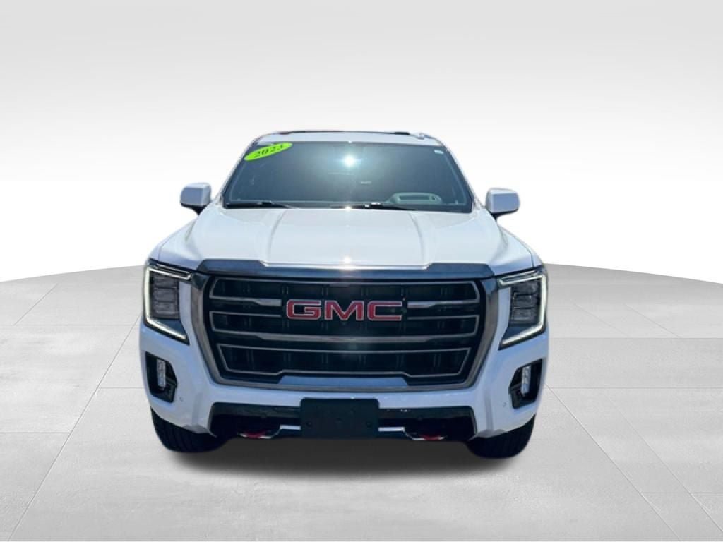 Used 2023 GMC Yukon XL AT4 w/ Technology Package AWD/4WD image 11