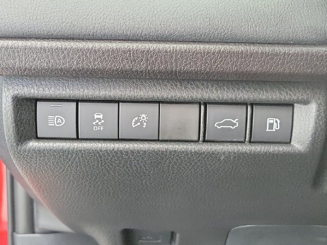 Used 2026 Toyota Camry XSE FWD image 33