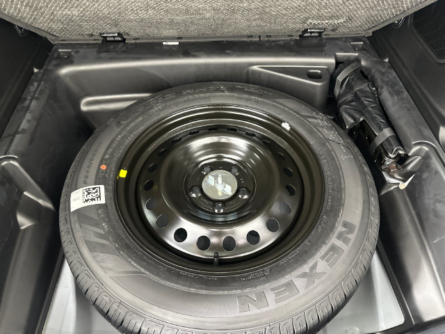 New 2027 Jeep Grand Cherokee Limited AWD/4WD image 40