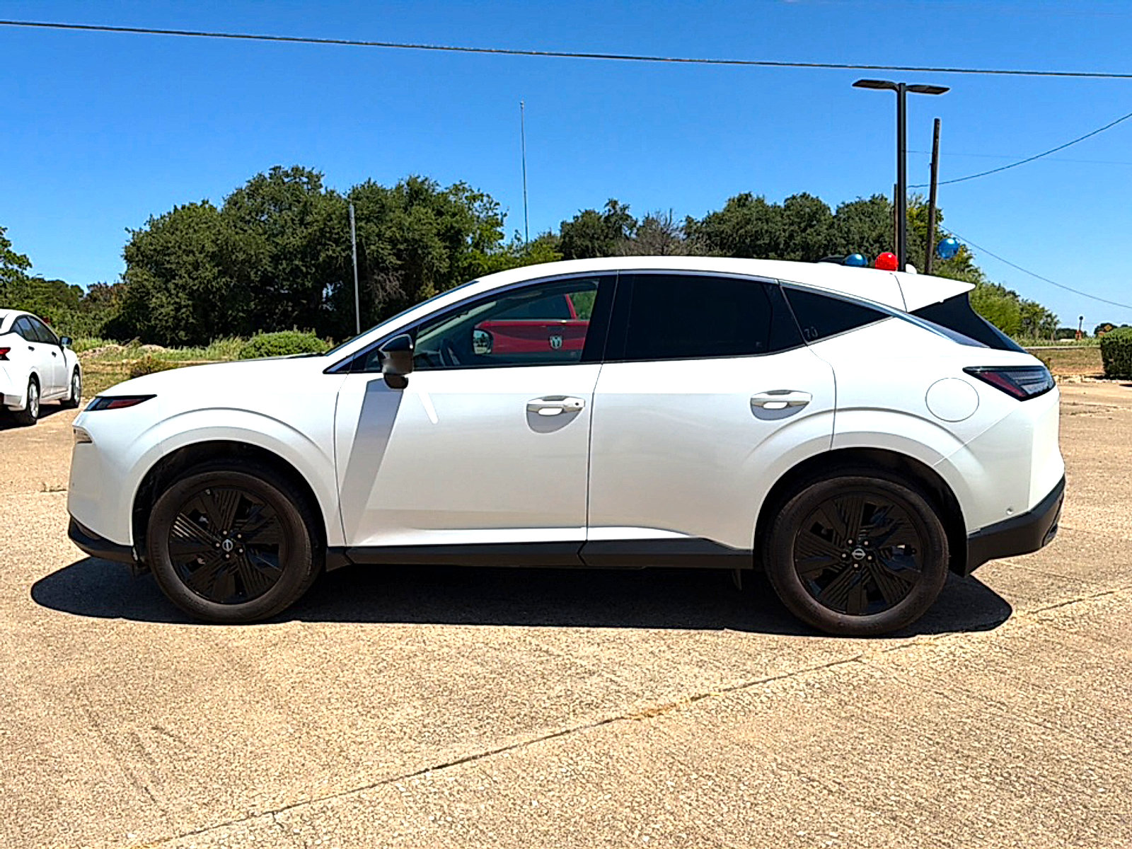 Certified 2025 Nissan Murano SV AWD/4WD image 5