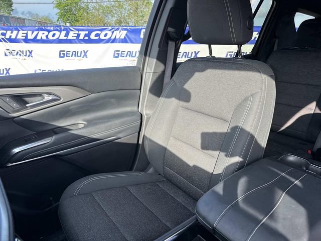 Used 2025 Chevrolet Traverse LT image 39