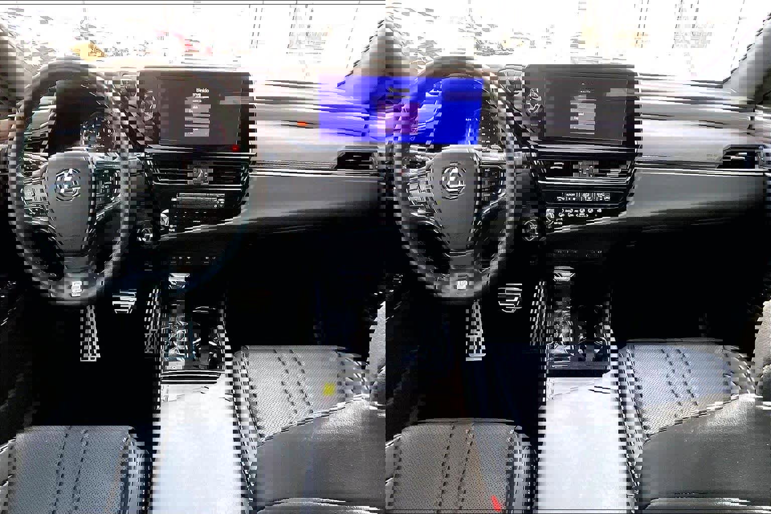 Used 2023 Lexus ES 350 F Sport w/ Accessory Package (Z2) image 16