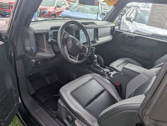 Used 2024 Ford Bronco Black Diamond image 10