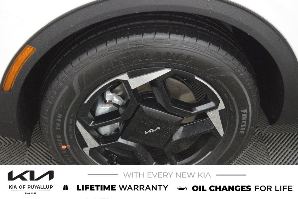 New 2026 Kia Sportage EX image 21