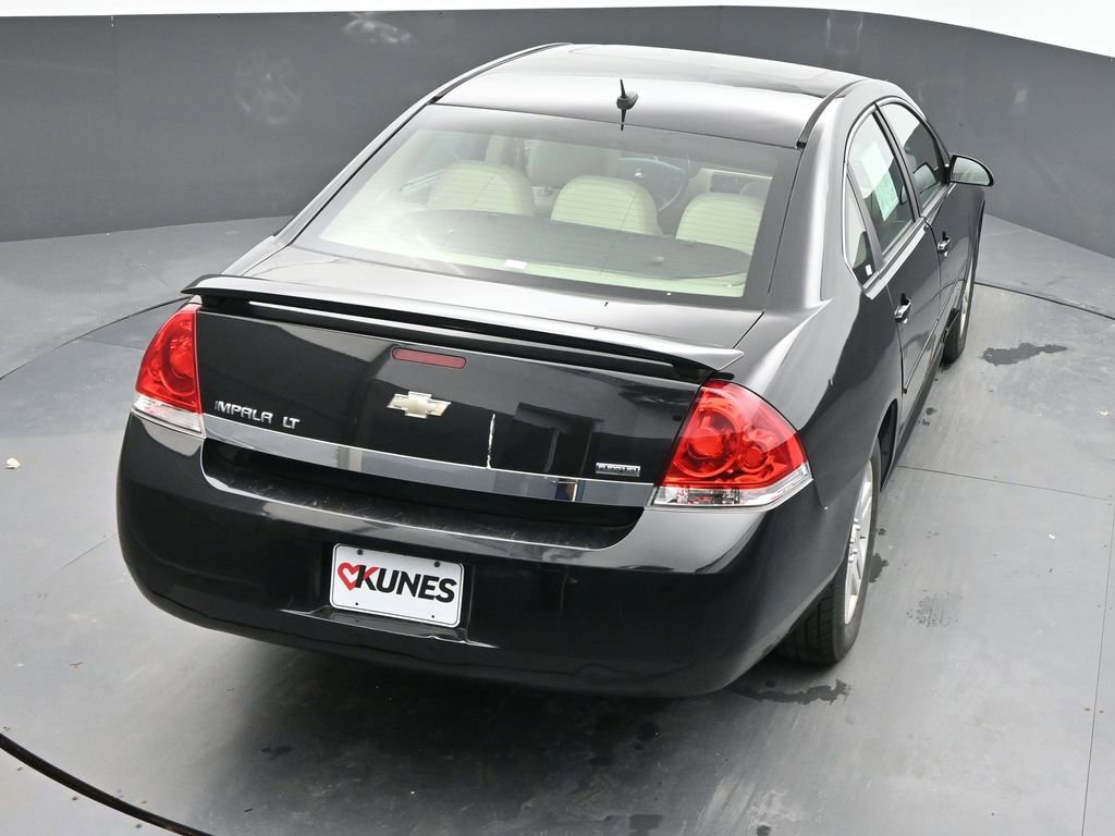 Used 2011 Chevrolet Impala LT w/ Luxury Edition Package FWD image 38