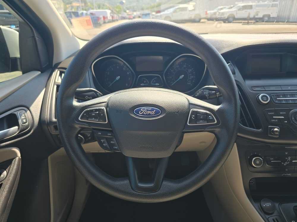 Used 2018 Ford Focus SE FWD image 11