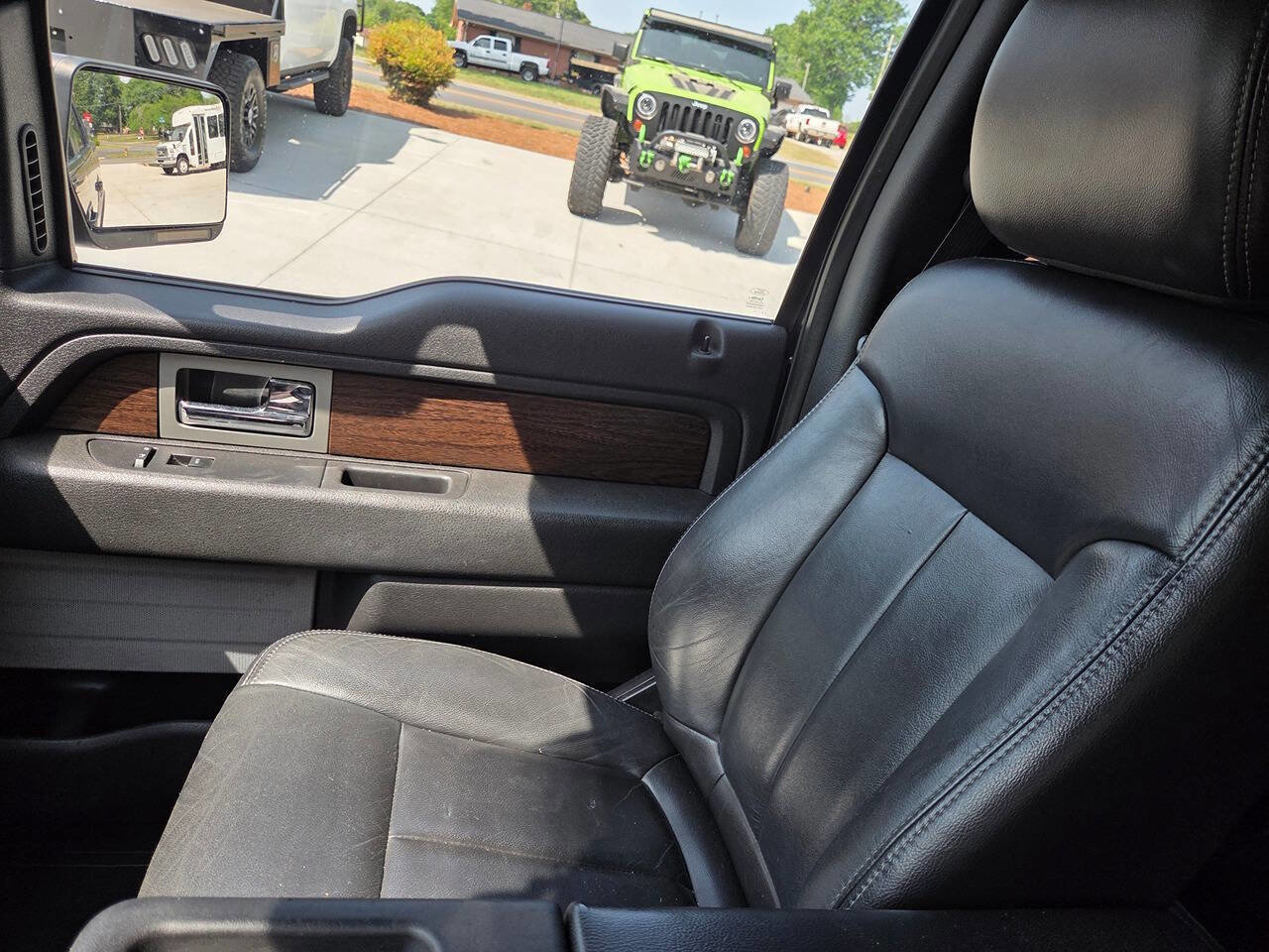 Used 2013 Ford F150 Lariat AWD/4WD image 12