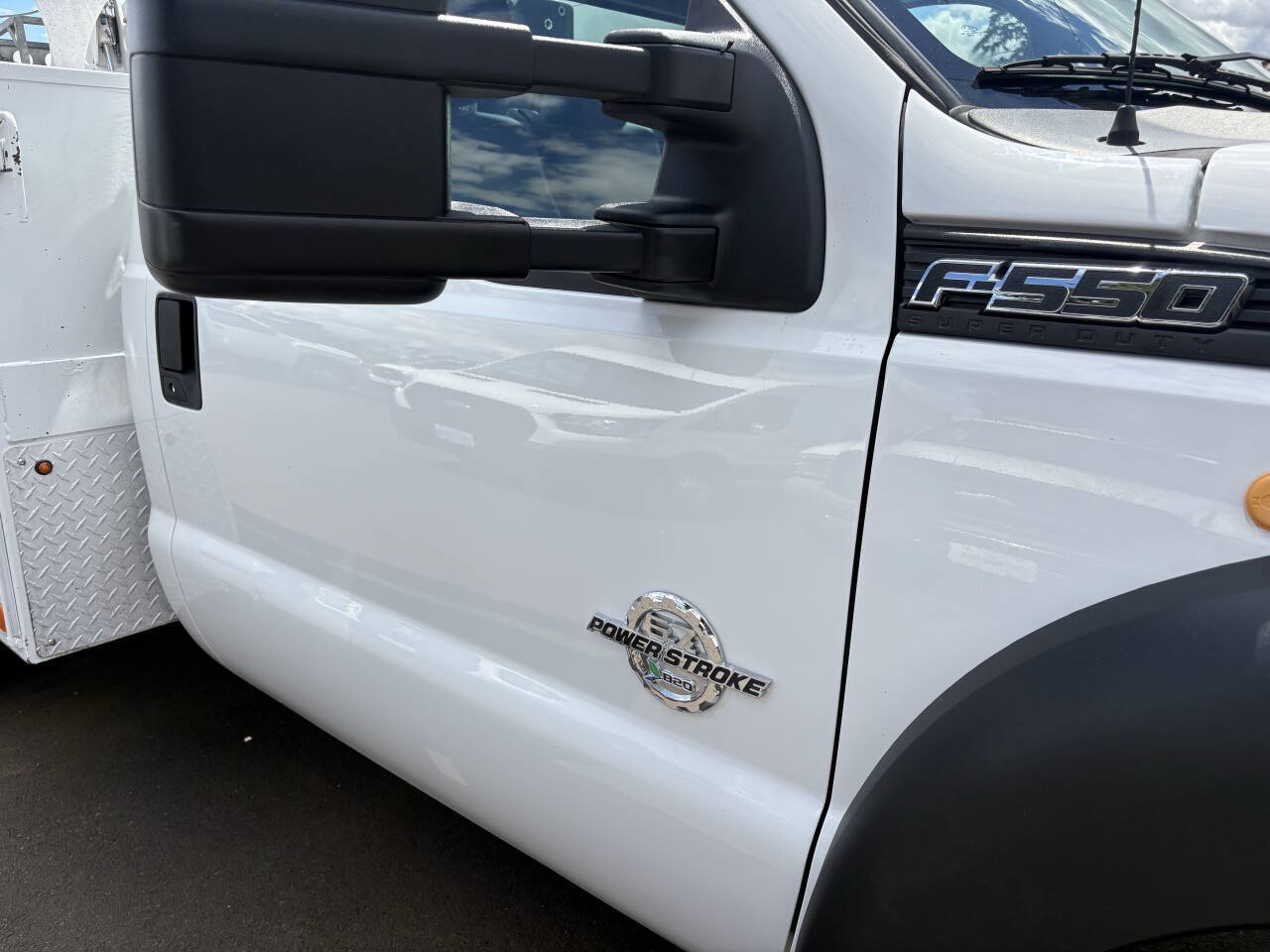 Used 2016 Ford F550 Luxury w/ Snow Plow Prep Package RWD image 20