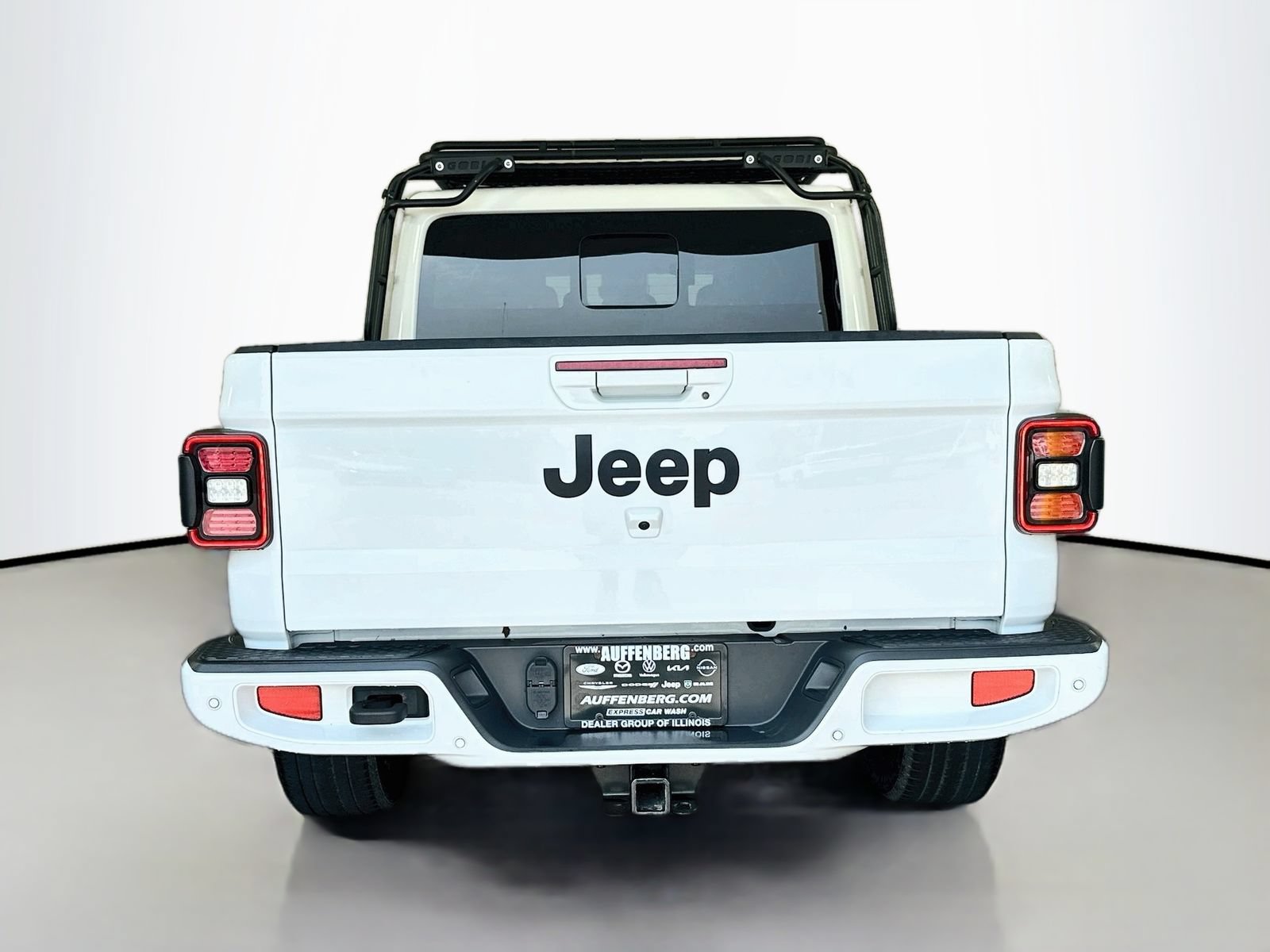 Used 2022 Jeep Gladiator Overland AWD/4WD image 6