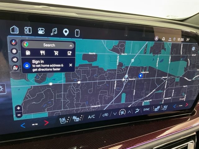 Used 2026 Chevrolet Traverse RS w/ LPO, Floor Liner Package FWD image 11
