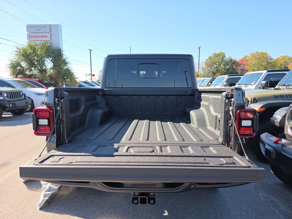 New 2026 Jeep Gladiator Rubicon w/ Safety Group AWD/4WD image 34
