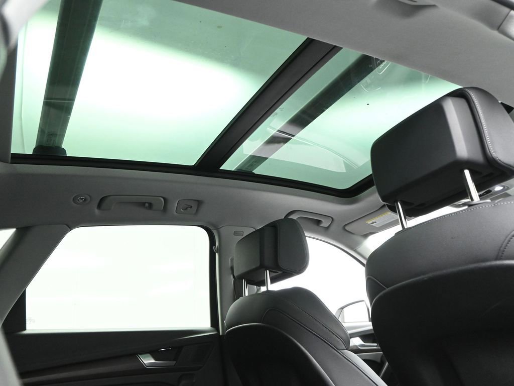 Used 2024 Audi Q5 2.0T Premium Plus image 41