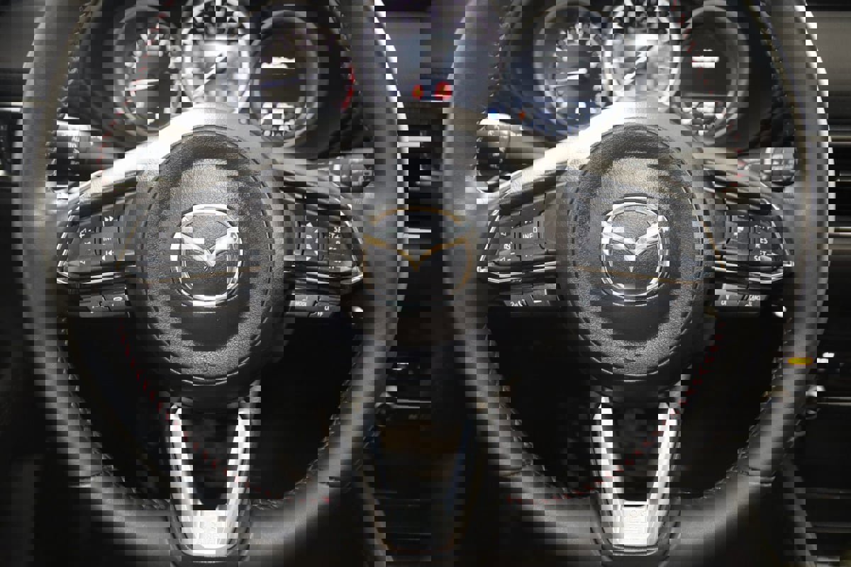 Used 2025 MAZDA CX-5 Carbon Edition image 37