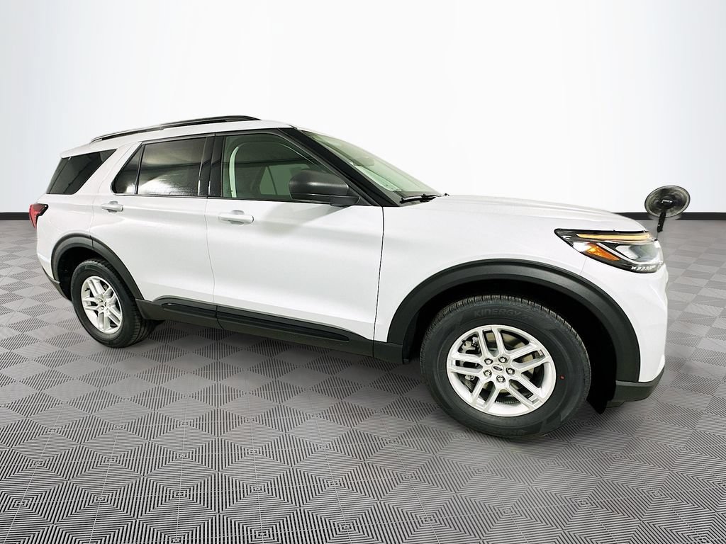 New 2026 Ford Explorer Active AWD/4WD image 4