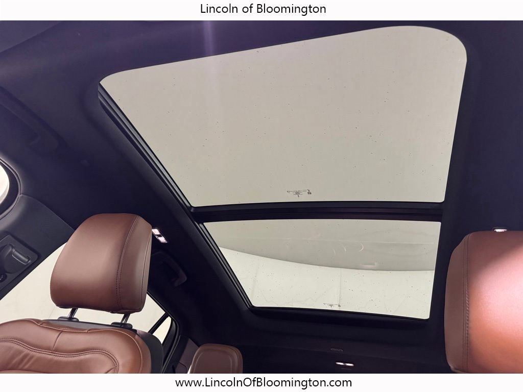 Used 2023 Lincoln Aviator Grand Touring w/ Elements Package Plus AWD/4WD image 25