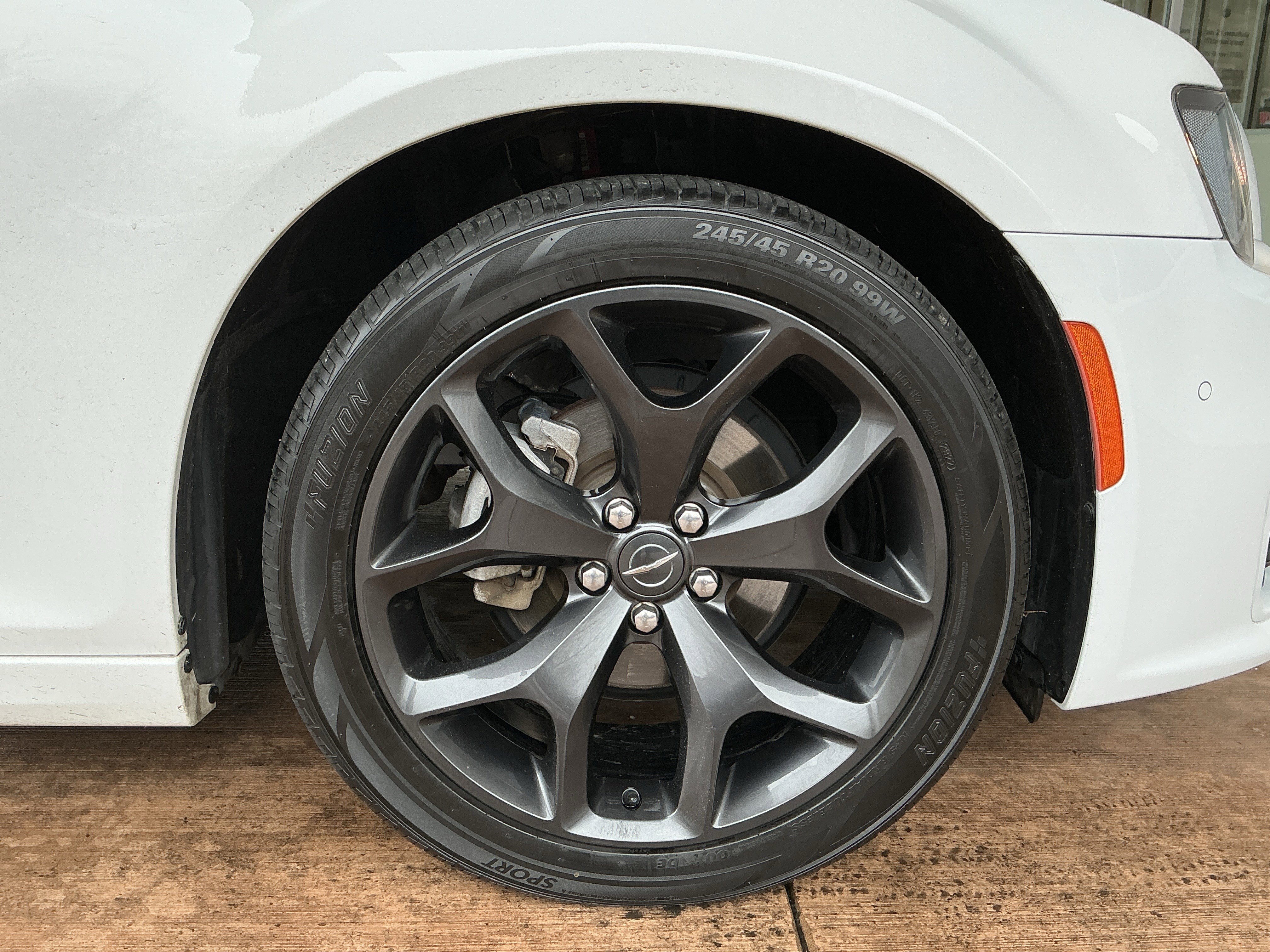 Used 2021 Chrysler 300 Touring L image 28