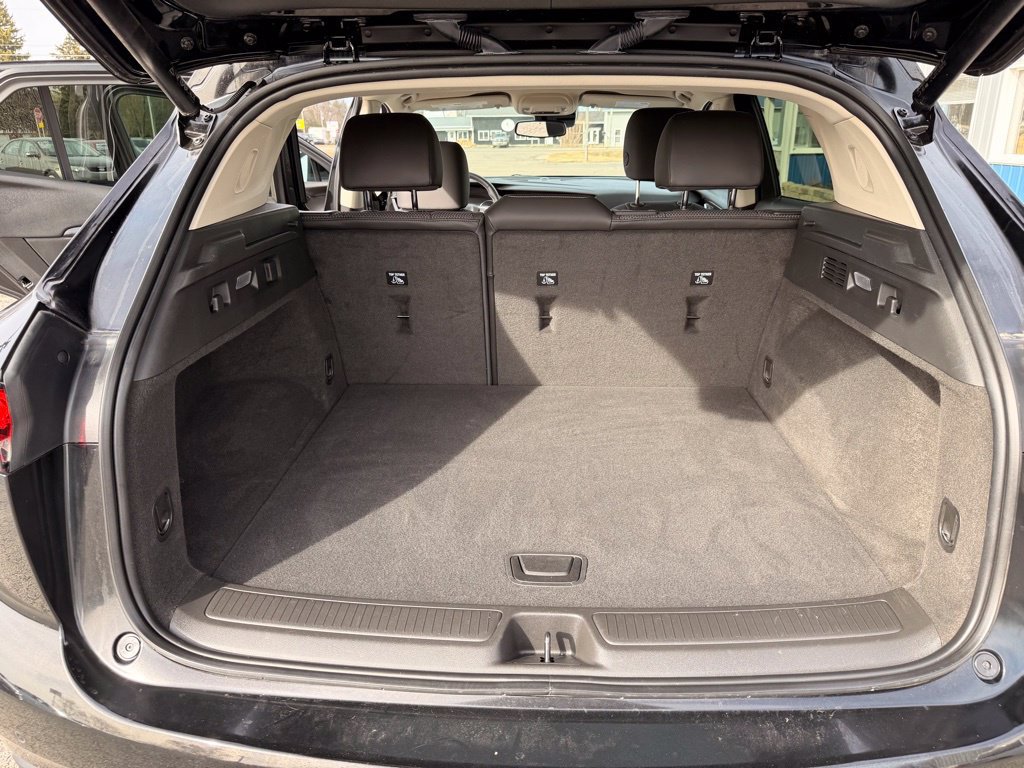 Used 2023 Buick Envision Preferred AWD/4WD image 27