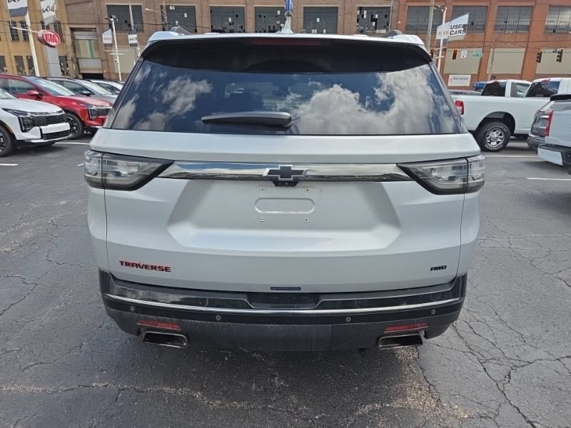 Used 2019 Chevrolet Traverse Premier w/ Redline Edition AWD/4WD image 6