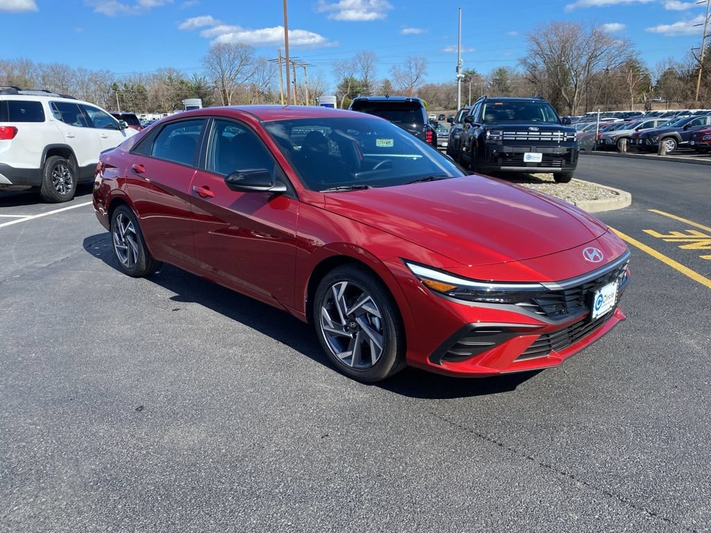 New 2025 Hyundai Elantra Sport w/ Cargo Package