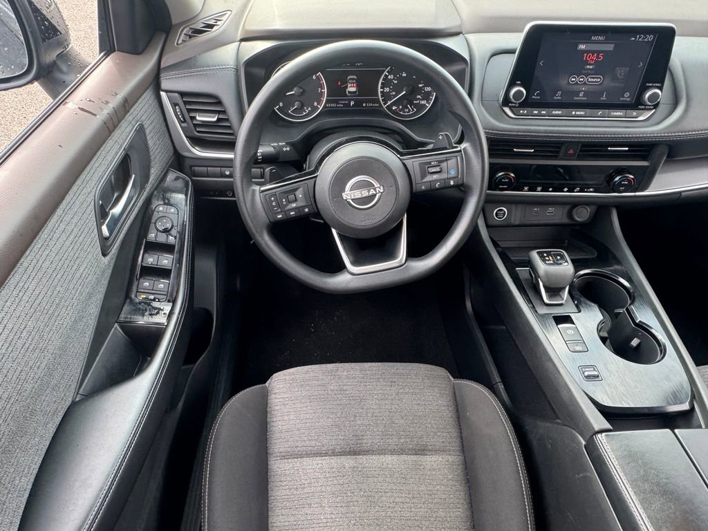 Used 2023 Nissan Rogue SV FWD image 13