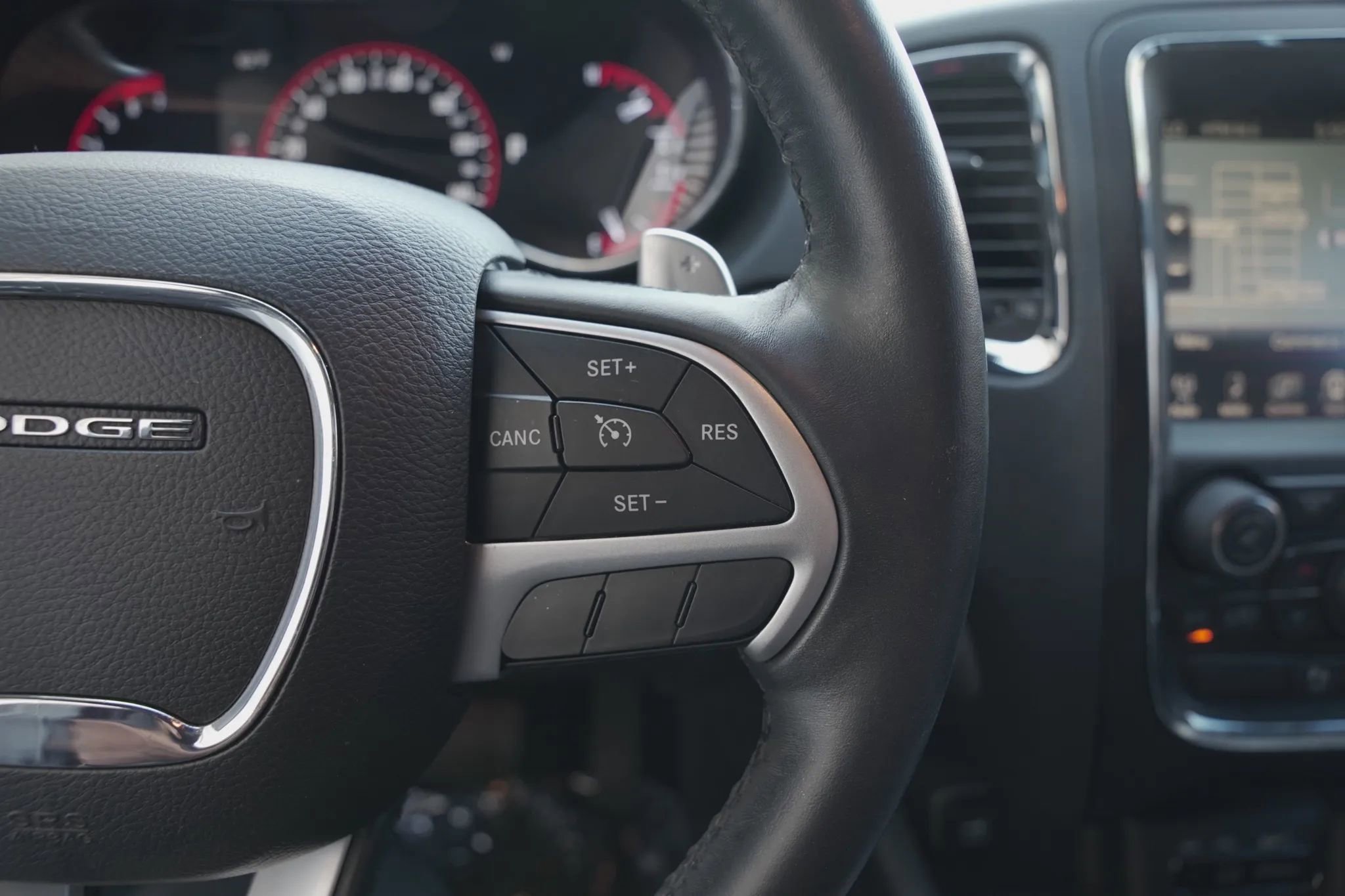 Used 2015 Dodge Durango R/T w/ Blacktop Package image 21