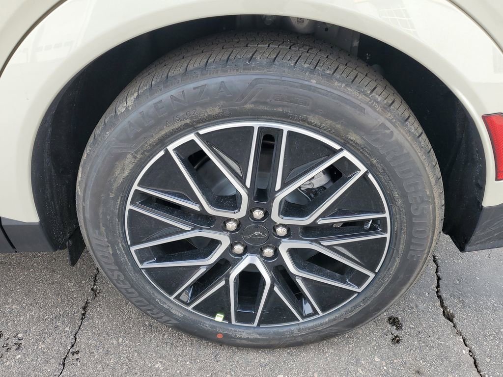 New 2026 Ford Mustang Mach-E Premium image 35