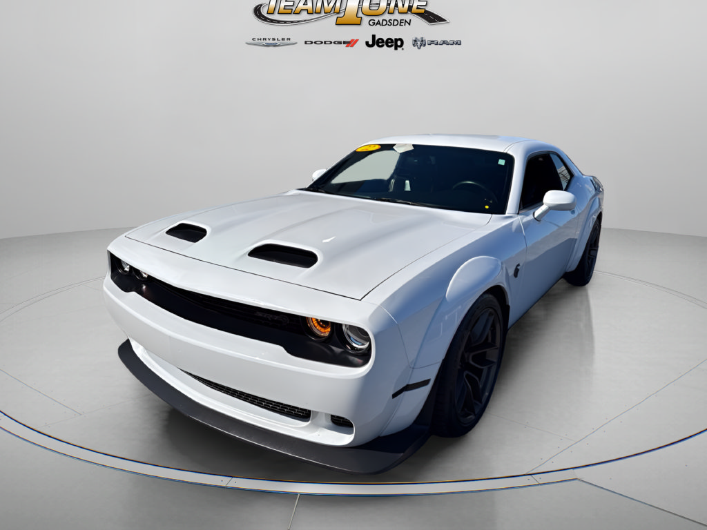 Used 2022 Dodge Challenger SRT Hellcat RWD image 3