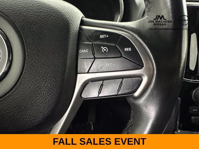 Used 2019 Jeep Grand Cherokee Altitude AWD/4WD image 46