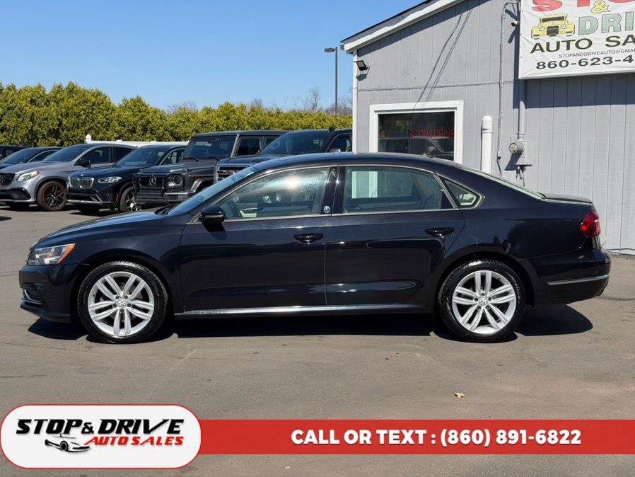 Used 2019 Volkswagen Passat 2.0T Wolfsburg w/ Wheels & Sunroof Package image 2
