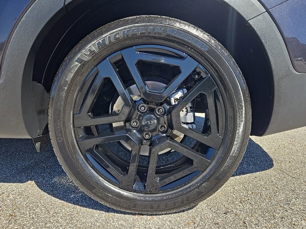 Used 2025 Kia Telluride SX X-Line image 29