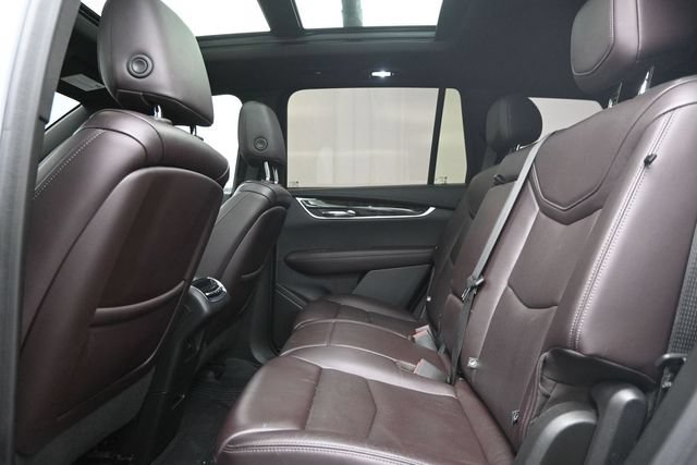 Used 2020 Cadillac XT6 Premium Luxury w/ LPO, Floor Liner Package AWD/4WD image 11