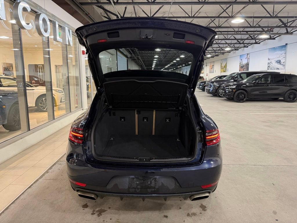 Used 2017 Porsche Macan AWD/4WD image 12