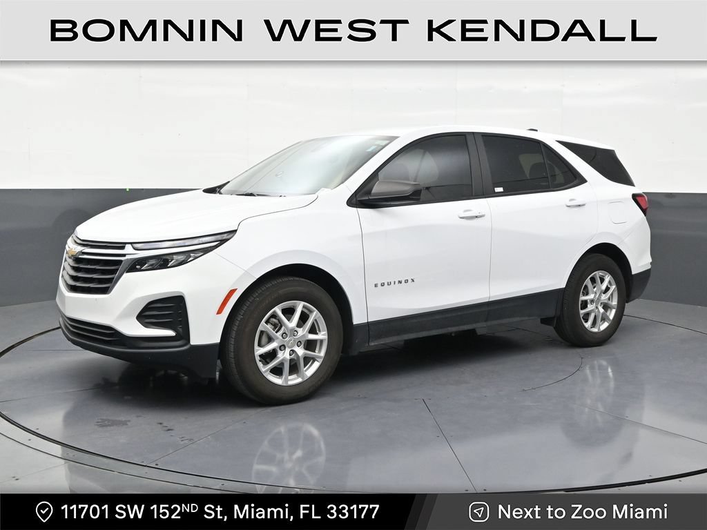 Used 2024 Chevrolet Equinox LS w/ LS Convenience Package FWD image 1