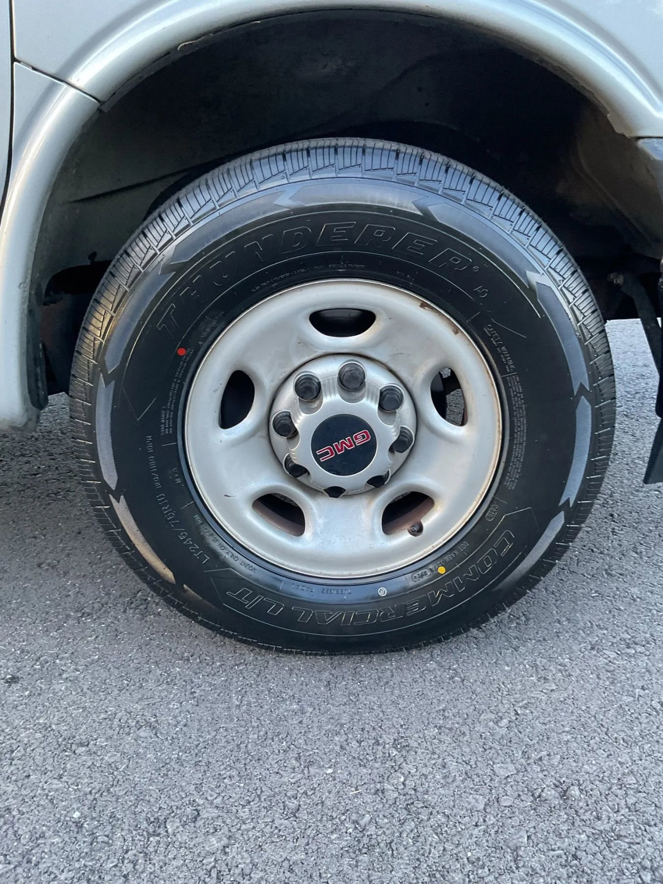 Used 2020 GMC Savana 3500 w/ Driver Convenience Package image 13