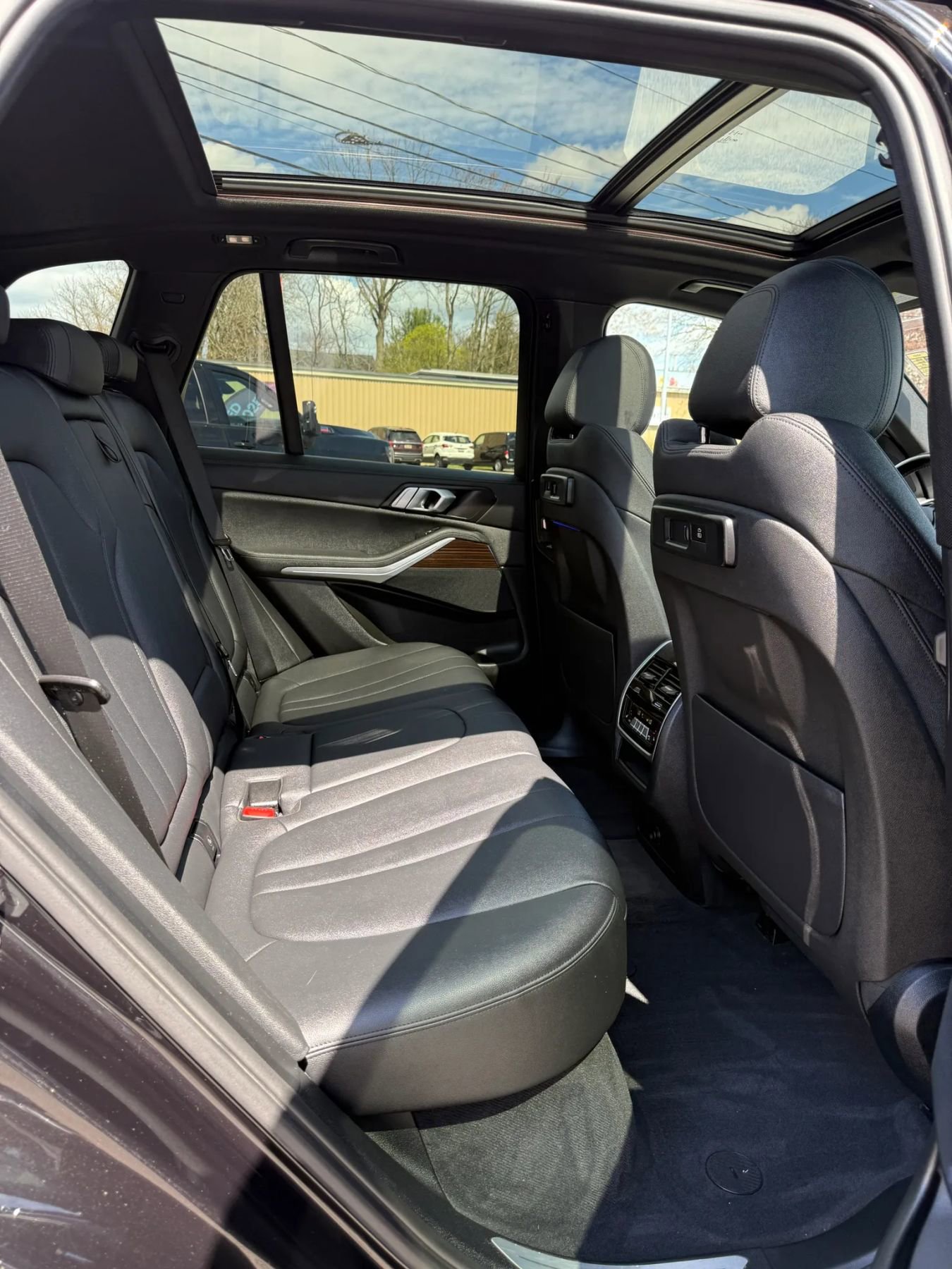 Used 2020 BMW X5 xDrive40i w/ Convenience Package AWD/4WD image 23